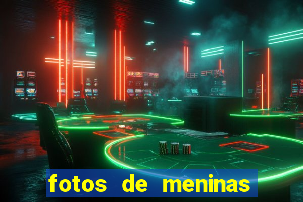 fotos de meninas no espelho fake